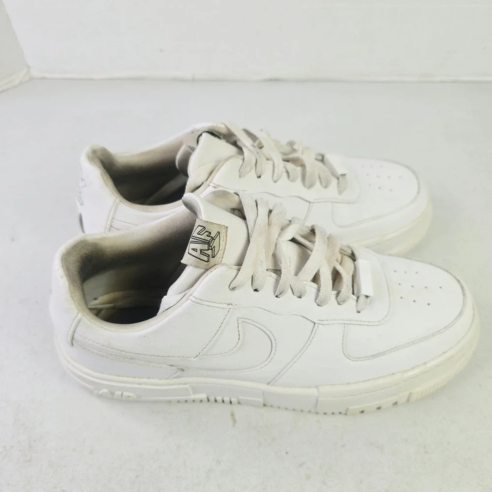 Nike Women Air Force 1 Pixel Sneakers 9 White Low Top CK6649-100 AF1 Platform